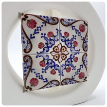 Carica l'immagine nel visualizzatore di Gallery, Profumatore Maiolica