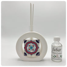 Carica l'immagine nel visualizzatore di Gallery, Profumatore Maiolica