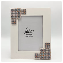 Carica l'immagine nel visualizzatore di Gallery, Cornice Maiolica