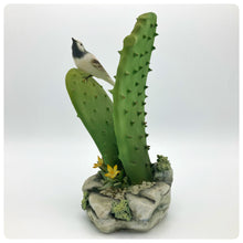 Carica l'immagine nel visualizzatore di Gallery, Cactus Con Uccellino