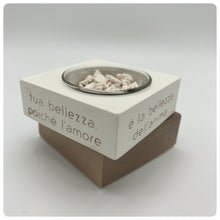 Carica l'immagine nel visualizzatore di Gallery, Vaso cubo profumatore " Nella Misura"