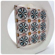 Carica l&#39;immagine nel visualizzatore di Gallery, Profumatore Maiolica
