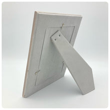 Carica l&#39;immagine nel visualizzatore di Gallery, Cornice Love  13x18
